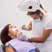 What Are The Signs That You Need A Dental Filling?